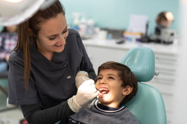 Best Dentist Open on Weekends  in Ellinwood, KS